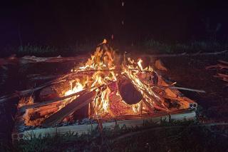 Casa de campo de alto padrão à beira da represa - 4