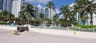 NEW LUXURY APARTMENT 2Br 2Ba DIRECT BEACH ACCESS - Hollywood - 5