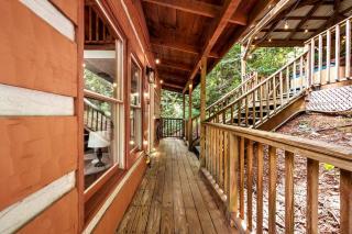 Creekside Retreat, Near Dollywood, 1mi 2Pkwy - Sevierville - 3