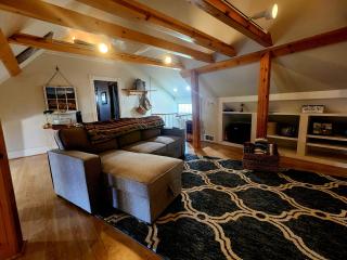 Downen House Bed & Breakfast - 5