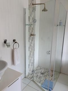 Charis on Beaumont - 3