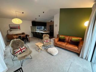 Wanaka Escape - Modern 2 bedroom house - Wanaka - 0