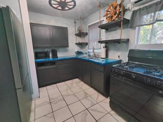 Pirate Seeking crew. Downtown Fort Smith - 1