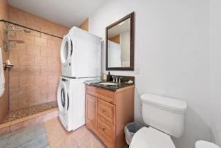 Cozy 1 bdr/1br near downtown - 4