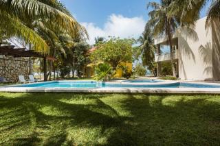 Marysol D8 beachfront next to nomads - Isla Mujeres - 4