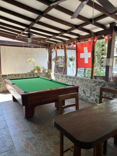 ALONA Beautiful Penthouse 2-BR 2-CR Prime Location! - 4