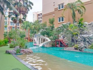 Atlantis Condo Resort - Jomtien Beach - 2
