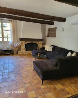 maison au cœur de la colline - 1