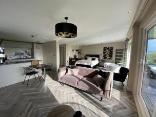 Loudoun Mains Luxury Lodges - 8