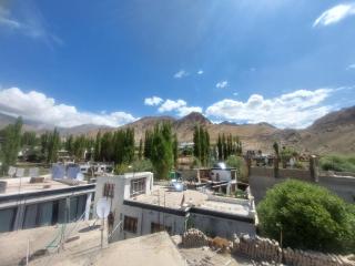 Smanla guest house - Leh - 5