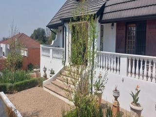 The Dauphin House - Johannesburg - 3