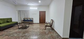 HOMESTAY - AC 3 BHK NEAR AlRPORT - Chennai - 2