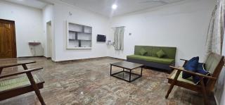 HOMESTAY - AC 3 BHK NEAR AlRPORT - Chennai - 8