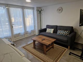 L'auberge de Sucy - Studio Climatisé - 3