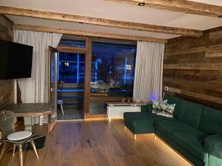Chalet-Stil mit Pool und Bergblick - Sankt Martin bei Lofer - 2