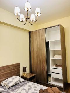 Modern Apartment +Balcony next to Republic Square, City Center - Erevan - 6