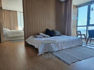premium ocean view in HAEHUNDAE BONA TRAVEL - Busan - 5