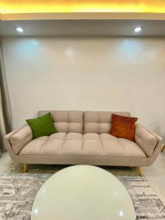 Modern 1BR with King Bed beside SM Mall - Davao - 8