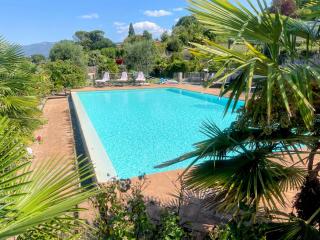 Slps 4 - Aircon, Wifi, infinity pool, Jacuzzi, gardens 6 apts Amazing Aircon - Spoleto - 5