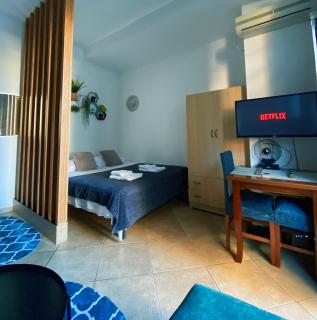 Romantic escape - Tirana - 0