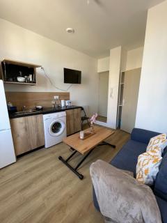 T1 Design - Terrasse - Proche du stade - 302 - 4