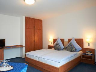 Hotel Münster - Emmelshausen - 5