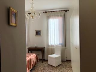 San Lorenzo Garden - Venice - 4