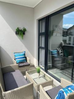 Green Lilly - Munyaka Waterfall - Unit 1780 - 5