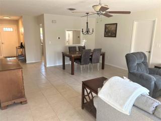 Newly Renovated Family Friendly Home - 6