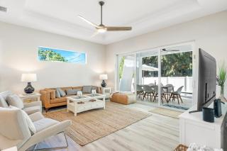 767 LUXURIOUS BRANDNEW NAPLES HOUSE-ENJOY THE HEATED SALTWATER Pool ! - Naples - 5