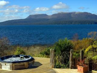 The Terrace Lake Tarawera - Lake Tarawera - 9