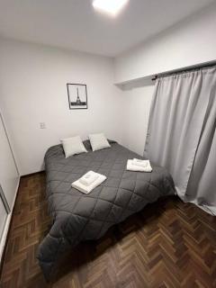 Departamento céntrico-46 n 326 entre1y2 - La Plata - 3