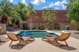 Red Mountain Retreat - Leisure World - 0