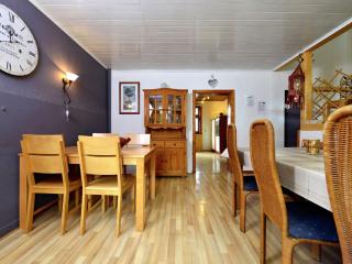 Cozy holiday home with balcony - Elpe - 6
