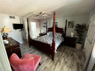Surfside Suites - Cocoa Beach - 5