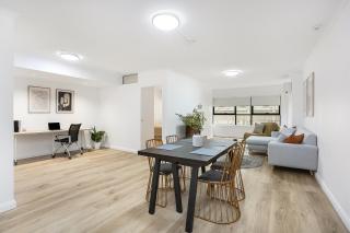 Surry Hills l 1 Bedroom Apartment With Parking - Sydney - 0