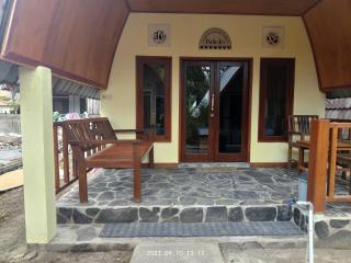 Two One bungalow - Gili Meno - 4