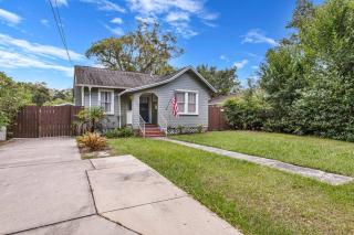 Suite Spot Bungalow near Downtown - Tampa - 3