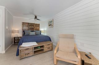Tides Inn on the Bay Vacation Homes - 0