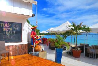 Brand New Luxury Private Pool Villa Amber - 5 mins walk to #Sapphire Beach - 2