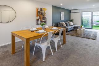 Central City Hideout, Location, Location! w/park - Christchurch - 4