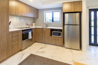 Central City Hideout, Location, Location! w/park - Christchurch - 9