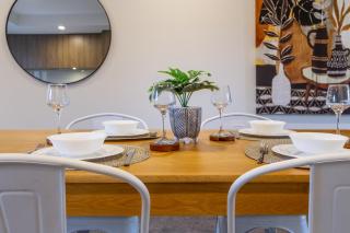 Central City Hideout, Location, Location! w/park - Christchurch - 5