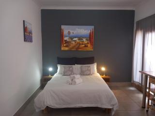 7 On Grey Guesthouse - 9