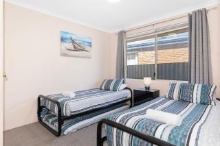 Our Beach House- Busselton - Busselton - 6