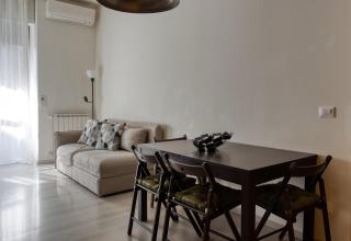 JOIVY Vibrant 2bed apt with balcony - Milan - 3