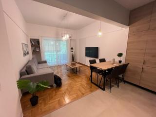 Spacious 2bdr apartment @ Pagrati - 3