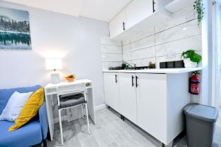 Cozy Studio retreat in Vibrant Crystal Palace, - 5