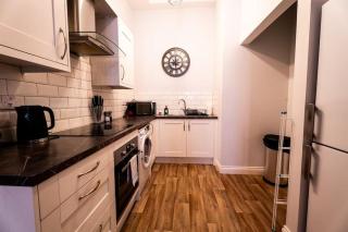 Free Parking | Smart TV | 4 guests - Swansea - 7