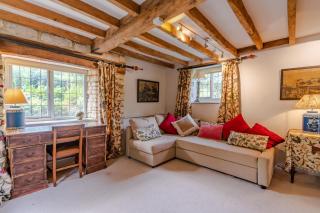 Sixpenny Cottage - - 1